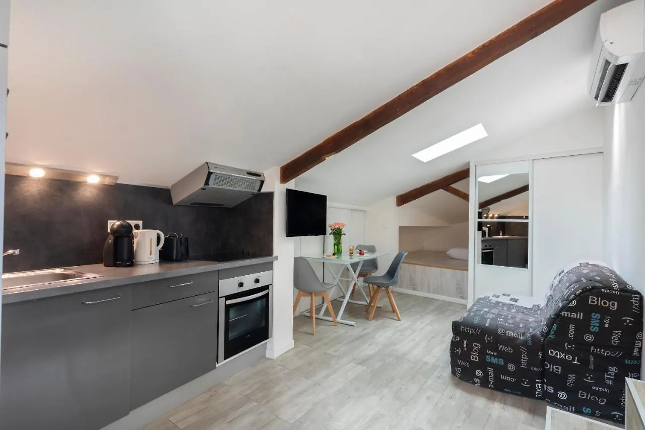 Appartements Les Lions Nizza