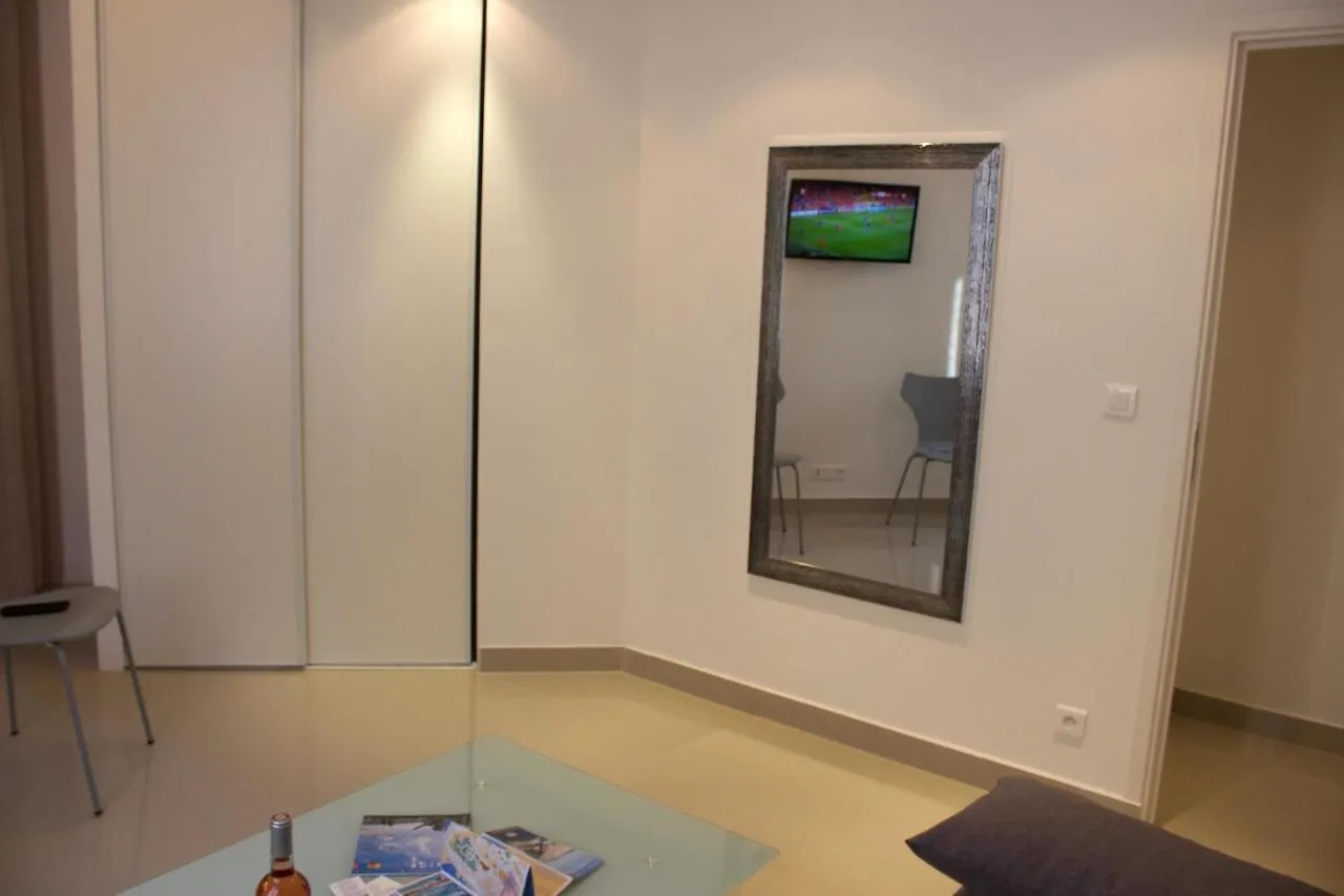 Appartements Les Lions Nizza Appartamento