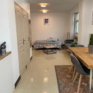 Large And Unique Souplex 60sqm, Well Located Parigi